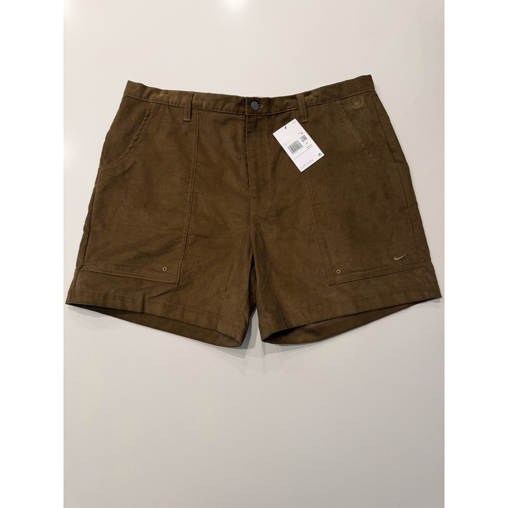 Nike Sportswear Club Woven Cargo Shorts Khaki HV0899-235 Mens Size 38 NWT